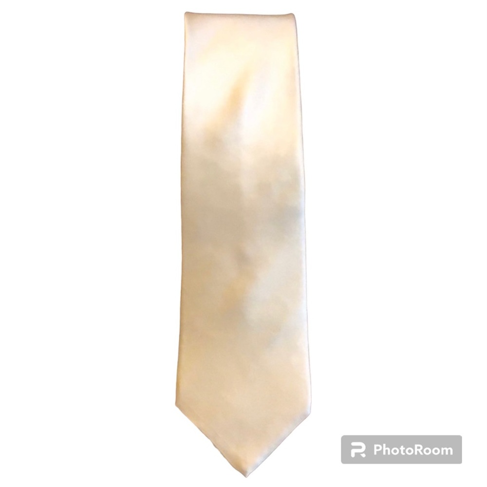 💯 White Silk Tie
